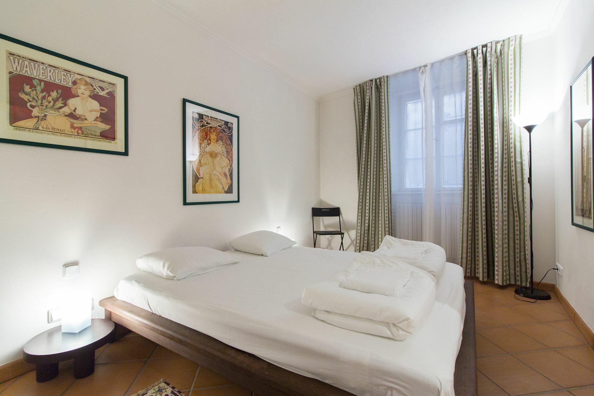 Attic Hroznova - Charles Bridge Appartamento